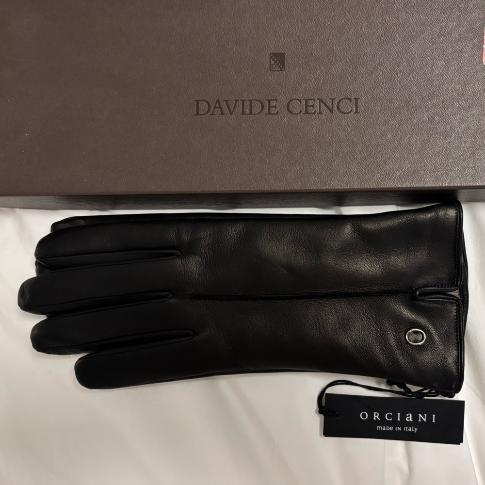 NWT Davide Cenci Orciani Black Leather Gloves